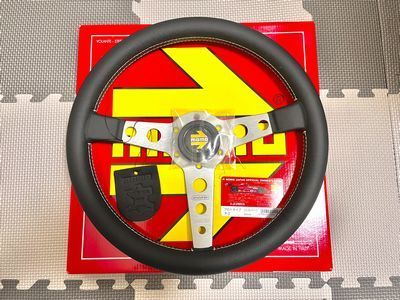 SEPTEMBER SPECIAL! MOMO Prototipo-2 Silver Spokes 350mm